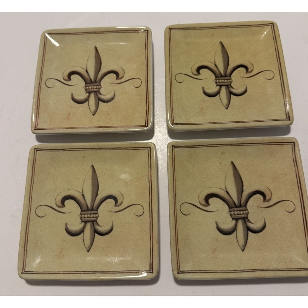 Lang Fleur De Lys Party Plates